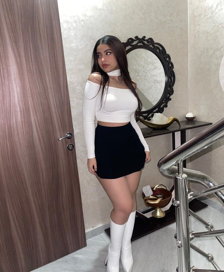 Zeliş - Türkiye Escort Fotoğrafı